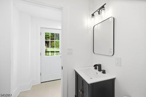 89 High Street Newton NJ 07860