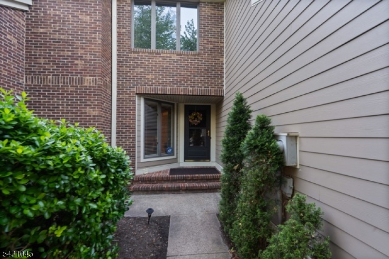 32 Lenox Court Montville NJ 07045