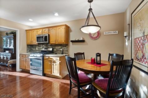 32 Lenox Court Montville NJ 07045