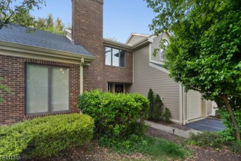 32 Lenox Court Montville NJ 07045