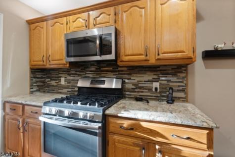 32 Lenox Court Montville NJ 07045