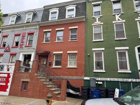 279 Drive Martin Luther King J Newark NJ 07102