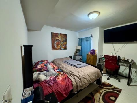 279 Drive Martin Luther King J Newark NJ 07102