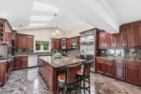 19 Fairview Road Clark NJ 07066