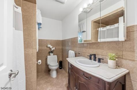 19 Fairview Road Clark NJ 07066