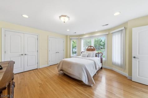 19 Fairview Road Clark NJ 07066