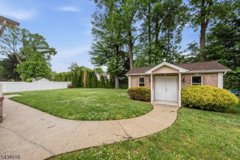 19 Fairview Road Clark NJ 07066