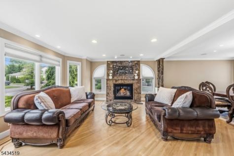 19 Fairview Road Clark NJ 07066