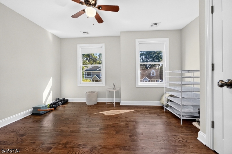 11 Tulip Court Kenilworth NJ 07033