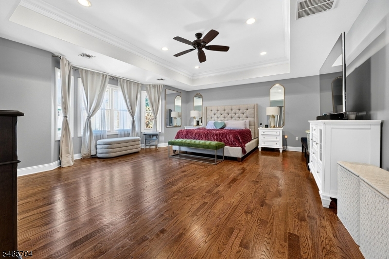 11 Tulip Court Kenilworth NJ 07033