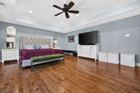 11 Tulip Court Kenilworth NJ 07033