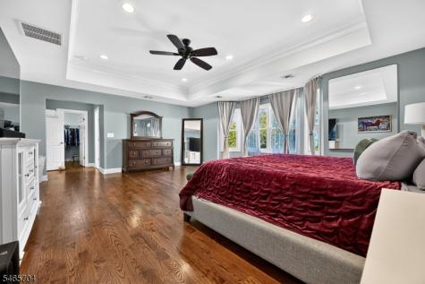 11 Tulip Court Kenilworth NJ 07033