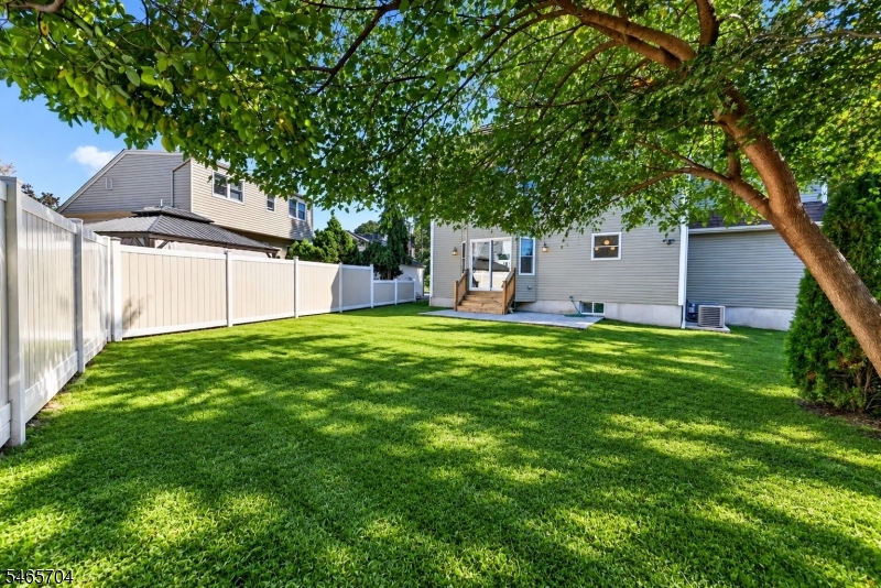 11 Tulip Court Kenilworth NJ 07033