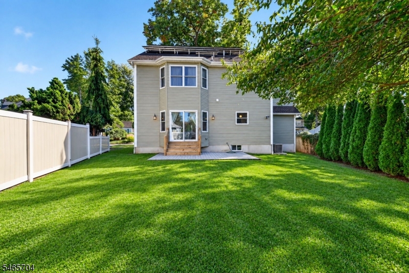 11 Tulip Court Kenilworth NJ 07033