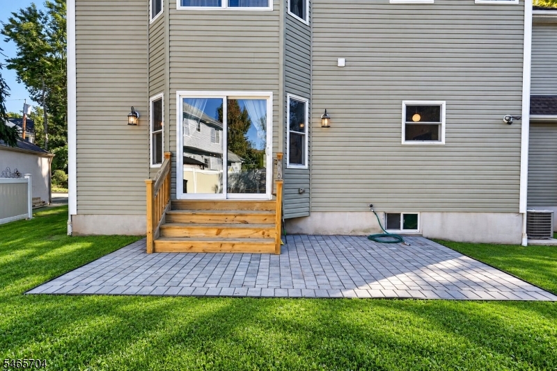 11 Tulip Court Kenilworth NJ 07033
