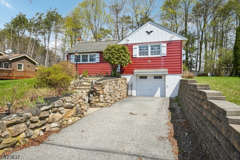 9 Cottonwood Court Hardyston NJ 07460