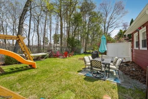 9 Cottonwood Court Hardyston NJ 07460