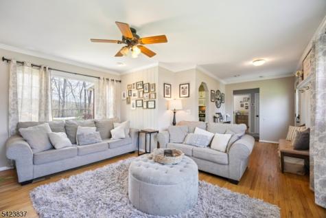 9 Cottonwood Court Hardyston NJ 07460