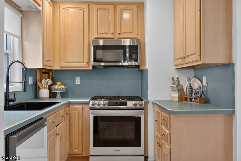 2745 Academy Road Union NJ 07083