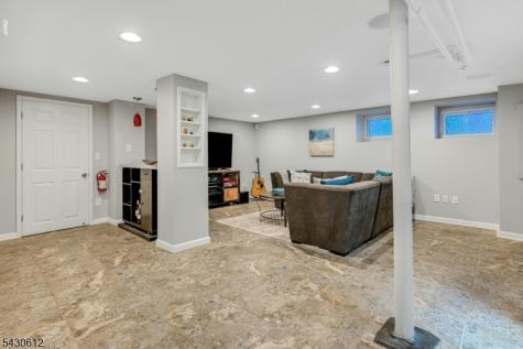 65 Hawthorne Avenue Glen Ridge Boro NJ 07028