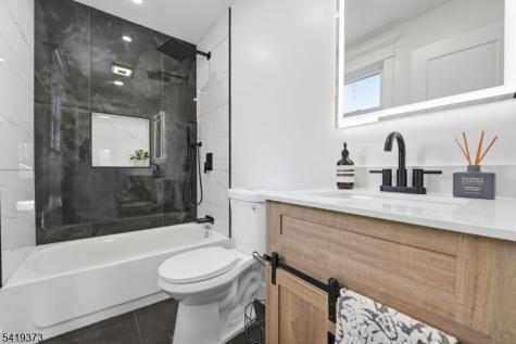 47 Darling Avenue Bloomfield NJ 07003