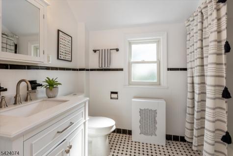 16 Cross Place Glen Ridge Boro NJ 07028