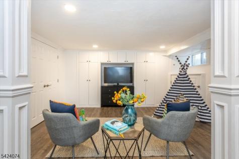 16 Cross Place Glen Ridge Boro NJ 07028