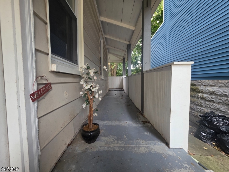 82 Palm Street Newark NJ 07106