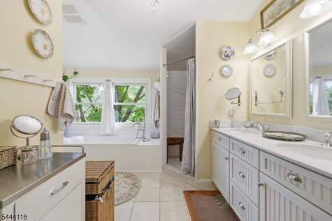 150 Polkville Road Knowlton NJ 07832