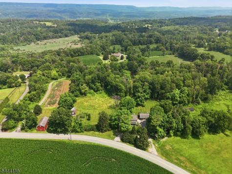 150 Polkville Road Knowlton NJ 07832