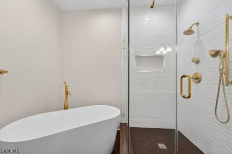 6 Osprey Court Washington NJ 07882
