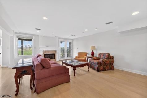 6 Osprey Court Washington NJ 07882