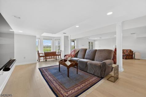 6 Osprey Court Washington NJ 07882