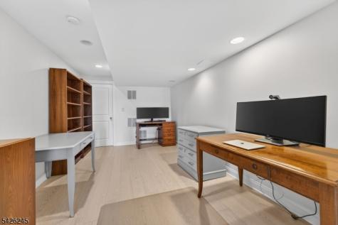 6 Osprey Court Washington NJ 07882