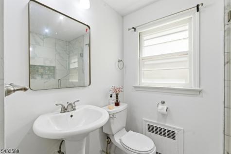 34 Rowland Avenue Hackensack NJ 07601