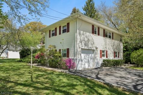 66 Warwick Circle Springfield NJ 07081
