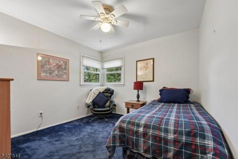 66 Warwick Circle Springfield NJ 07081