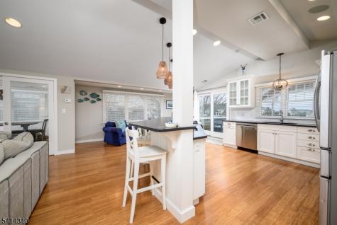 46 W 80th Street Harvey Cedars NJ 08008