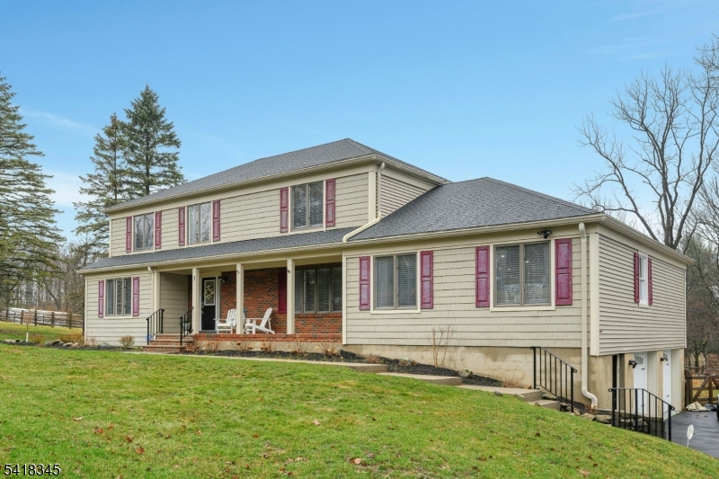 3 Esther Court Chester NJ 07930