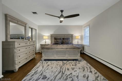 3 Esther Court Chester NJ 07930