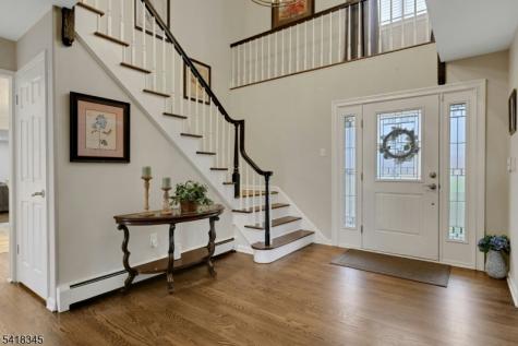3 Esther Court Chester NJ 07930