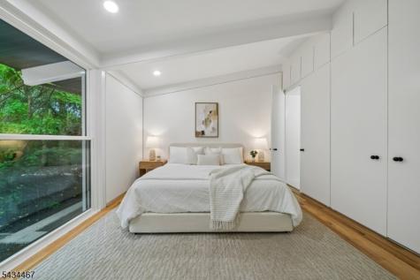 28 Fernhill Road Springfield NJ 07081