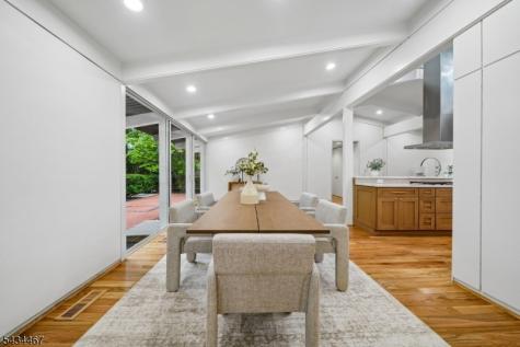 28 Fernhill Road Springfield NJ 07081