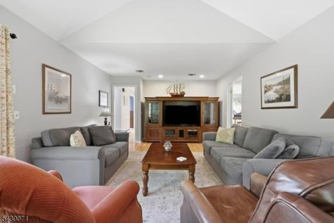 46 Glen Ridge Drive Washington NJ 07853
