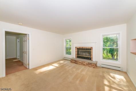 12 Sharrer Road Lebanon NJ 08826