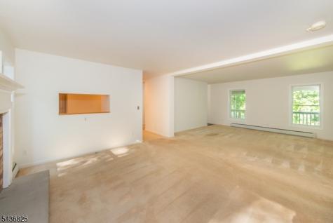 12 Sharrer Road Lebanon NJ 08826