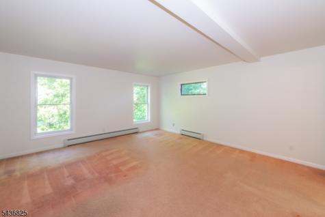 12 Sharrer Road Lebanon NJ 08826