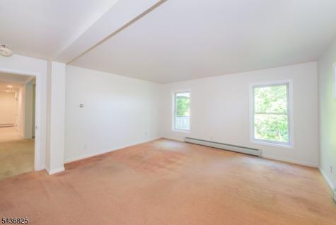 12 Sharrer Road Lebanon NJ 08826