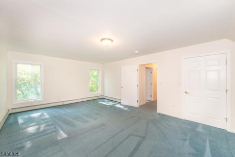 12 Sharrer Road Lebanon NJ 08826