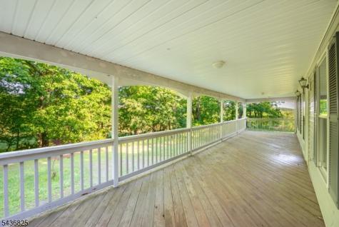 12 Sharrer Road Lebanon NJ 08826
